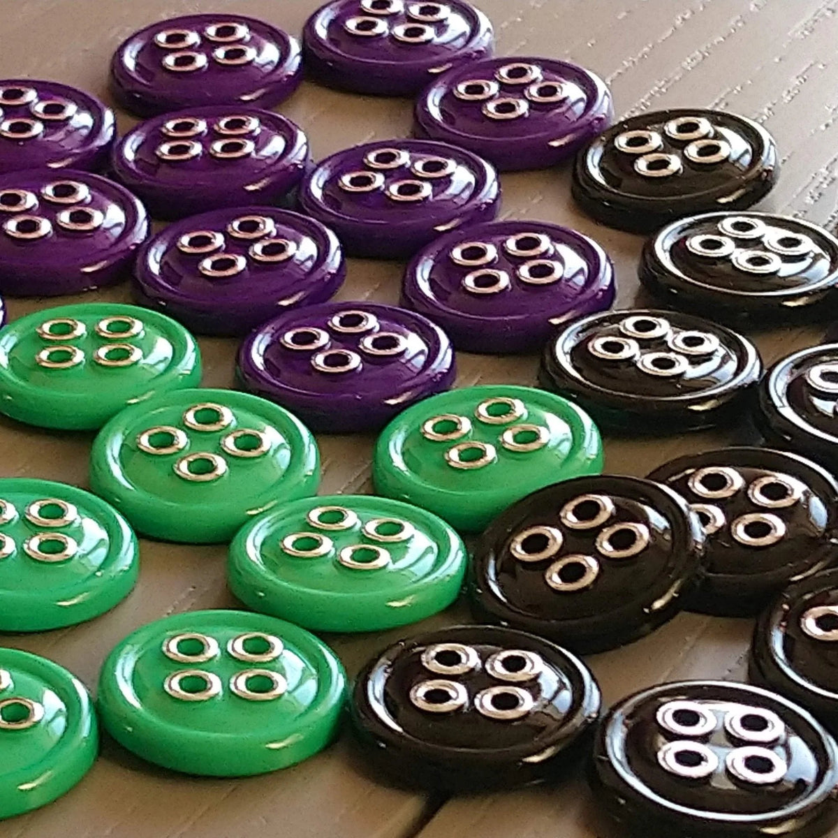 15mm 4 Hole Plastic Buttons | The Crafty Animal UK