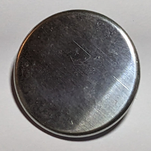 silver metal buttons