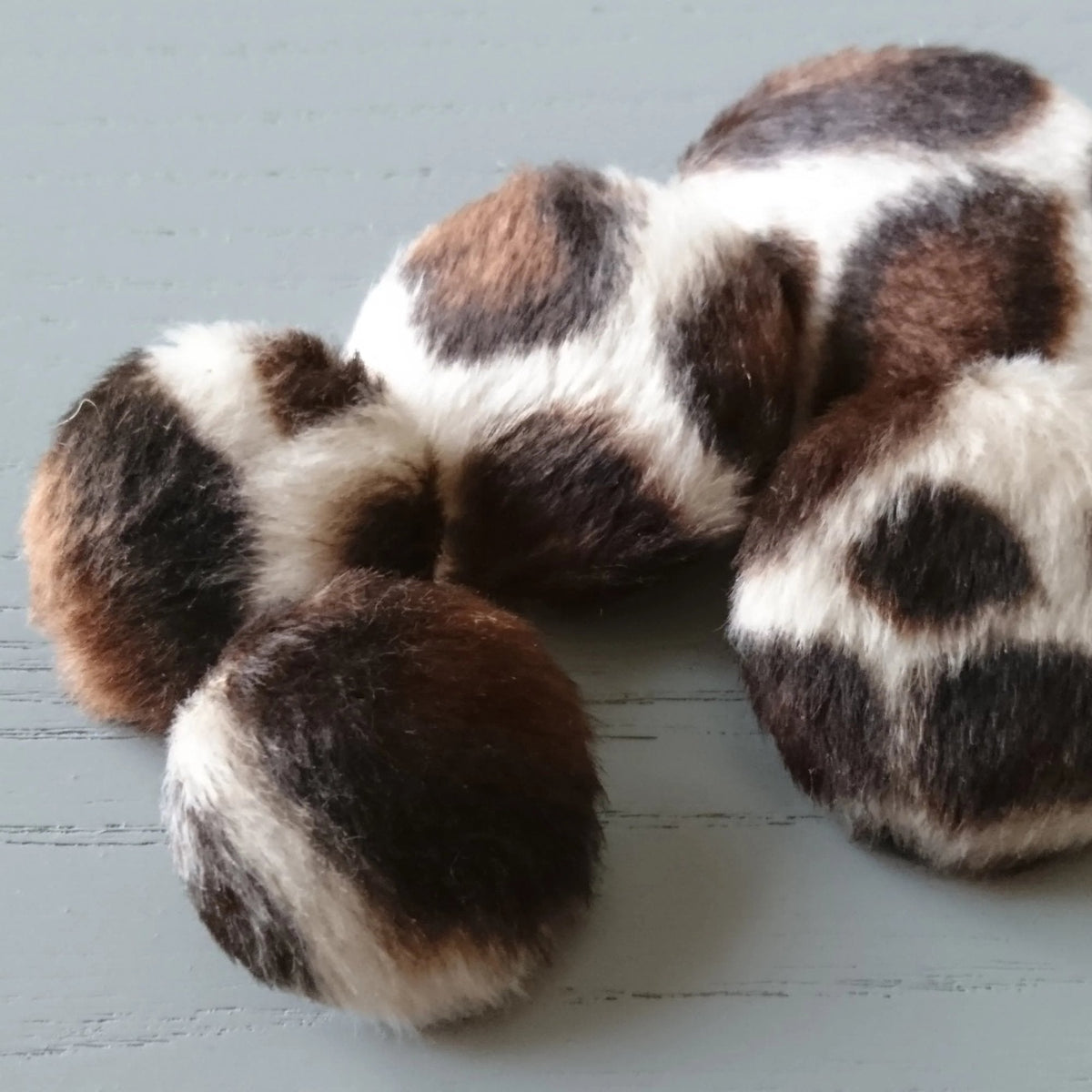 Giraffe Animal Print Buttons | The Crafty Animal UK