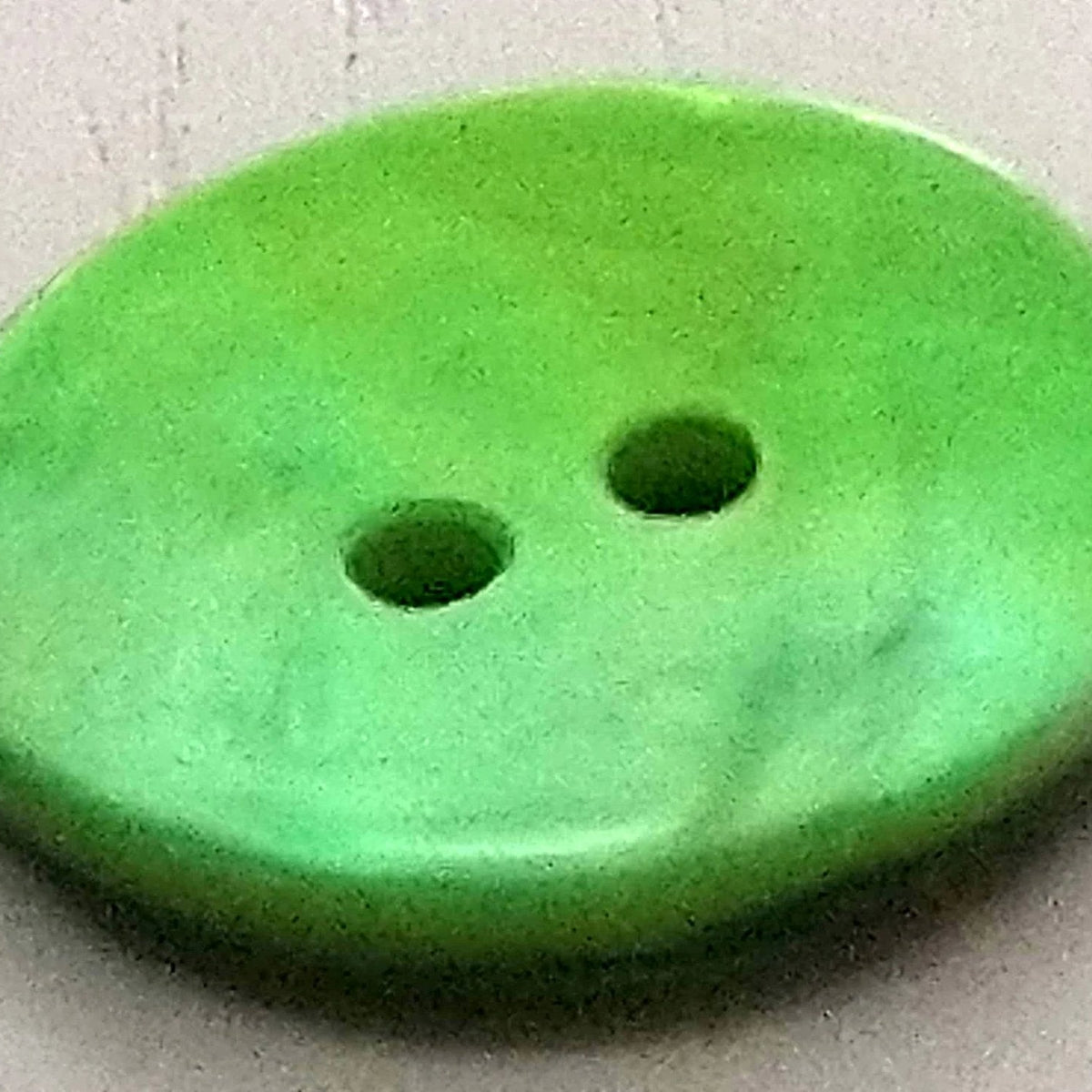 Green Mother of Pearl Buttons - Choice of Button Size | The Crafty Animal UK