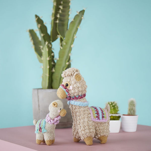 Knitting/Crochet Pattern Llamas