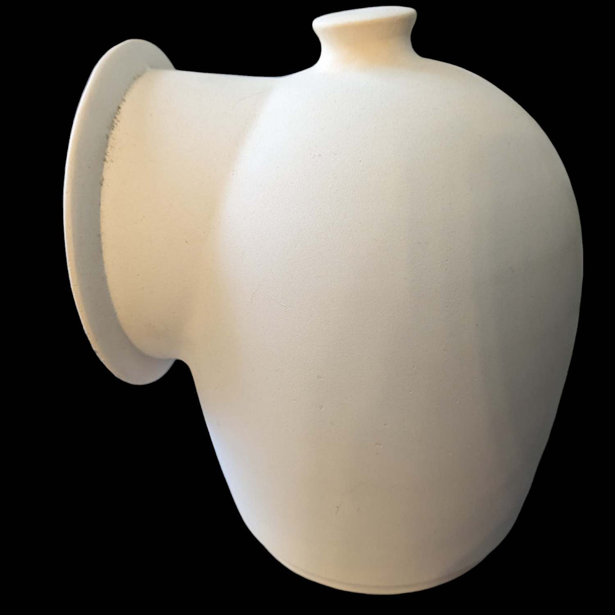 Side View of Salt Cellar Jar