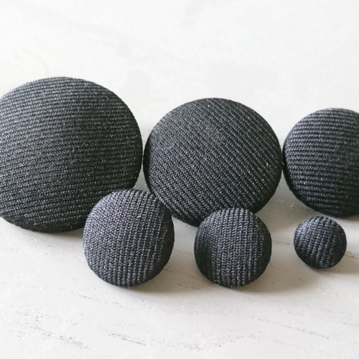 black suit fabric buttons choice - 0