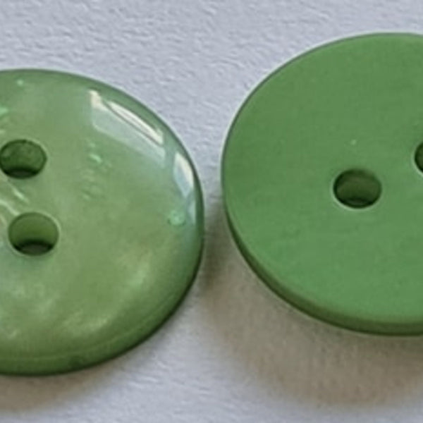 Green_Plastic_2_Hole_Buttons